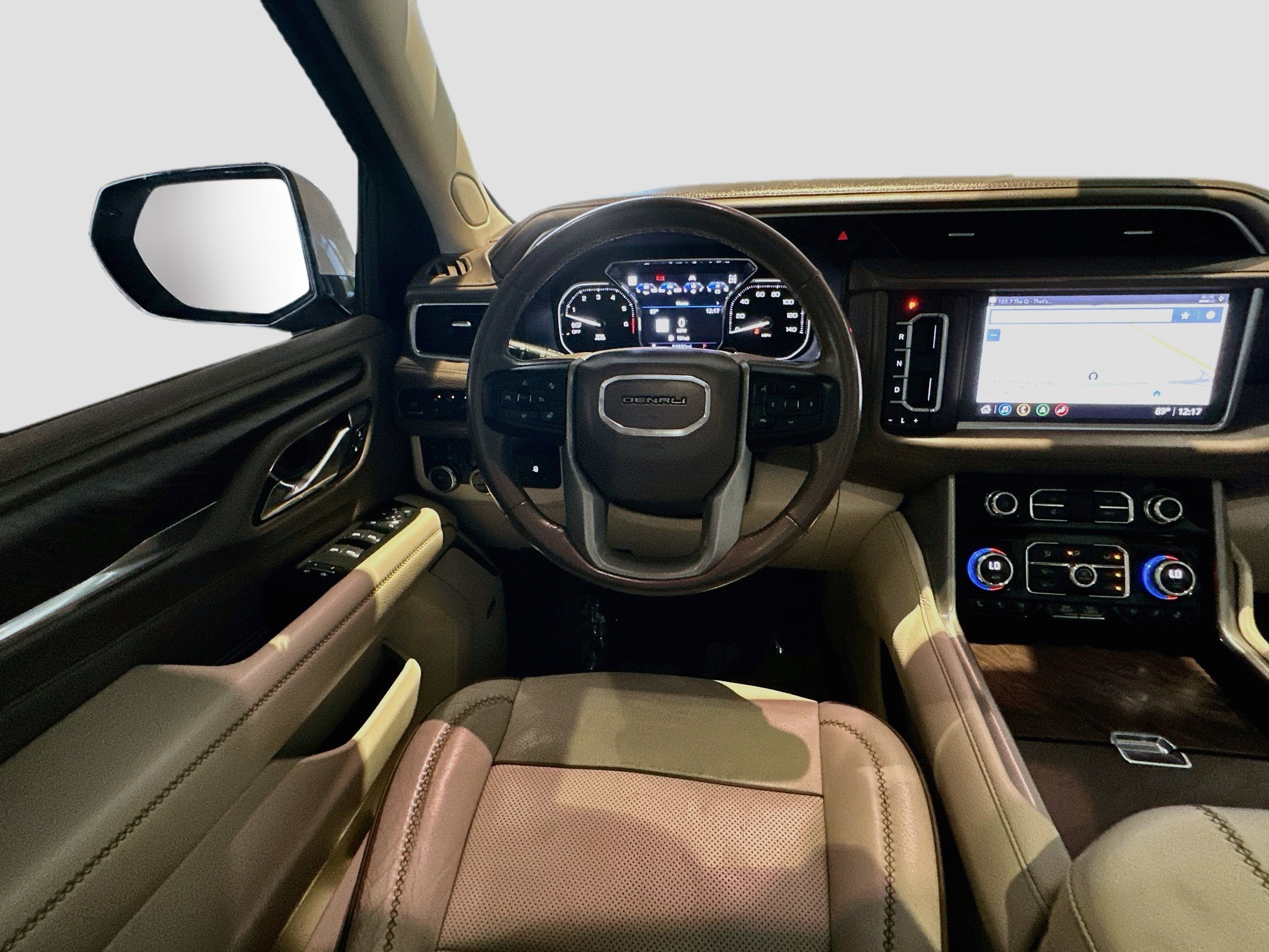 Used 2021 GMC Yukon XL Denali w/ Denali Ultimate Package AWD/4WD image 24