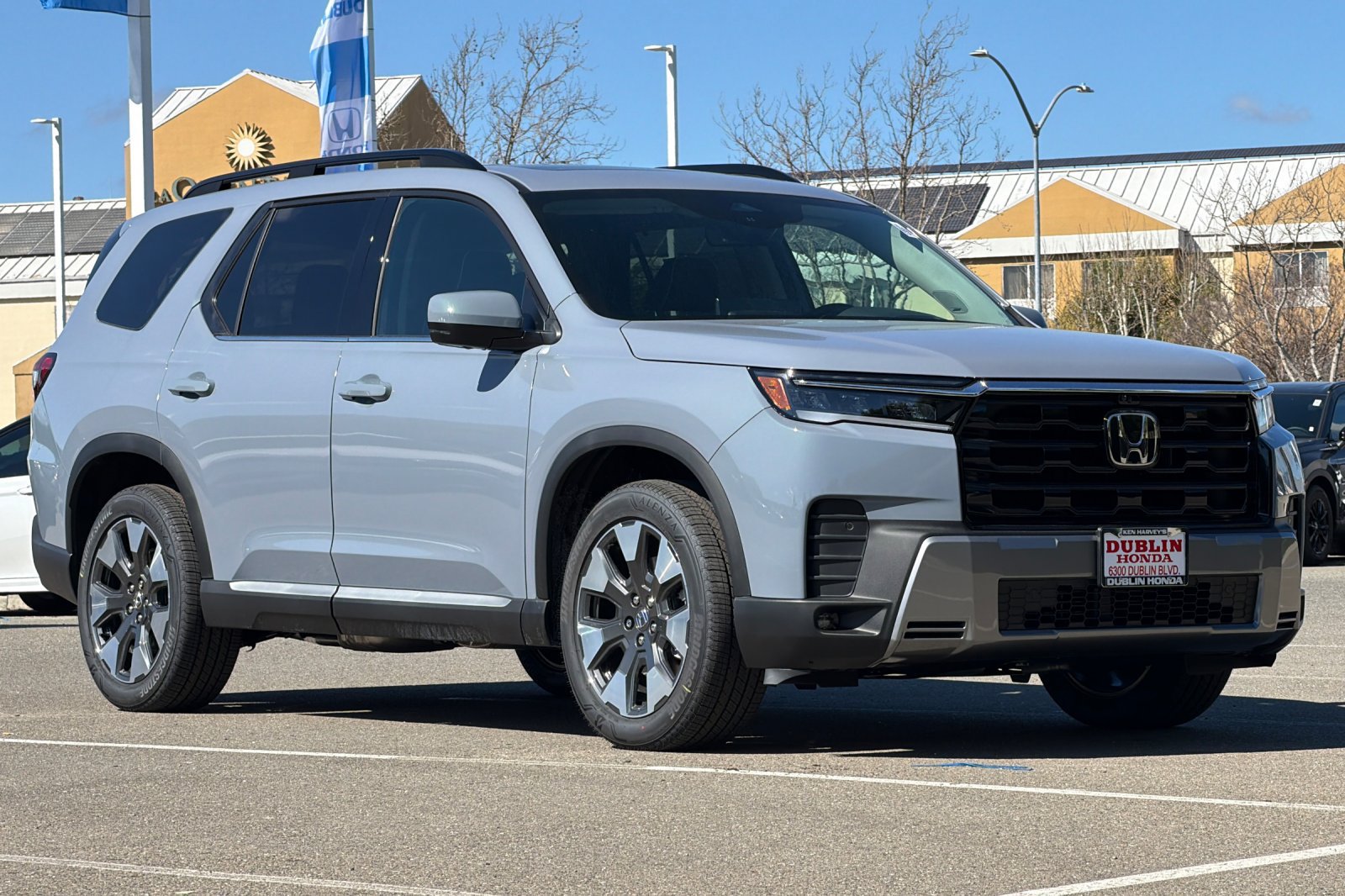 New 2026 Honda Pilot Elite image 2