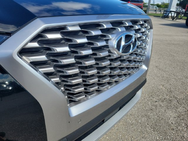Used 2022 Hyundai Palisade SEL w/ 8P Bench Seat Package FWD image 11