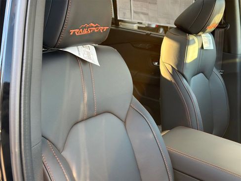 New 2025 Honda Pilot TrailSport image 10