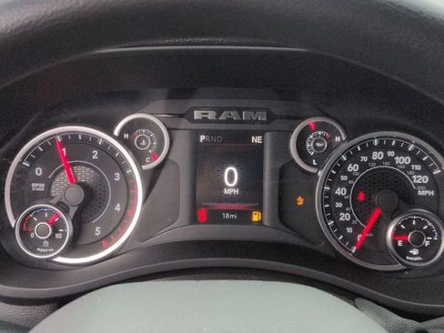 New 2026 RAM 2500 Tradesman AWD/4WD image 17