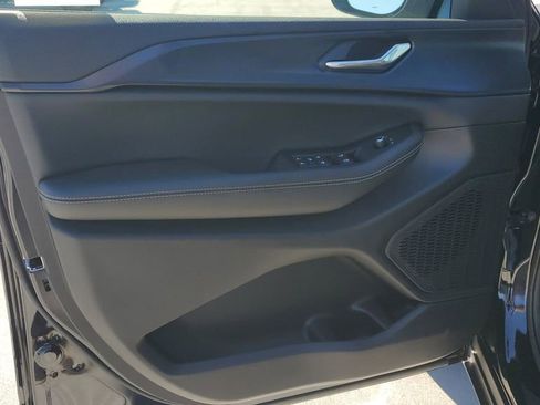 New 2025 Jeep Grand Cherokee L Altitude image 22