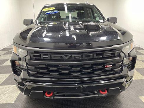 Used 2023 Chevrolet Silverado 1500 Custom Trail Boss AWD/4WD image 6