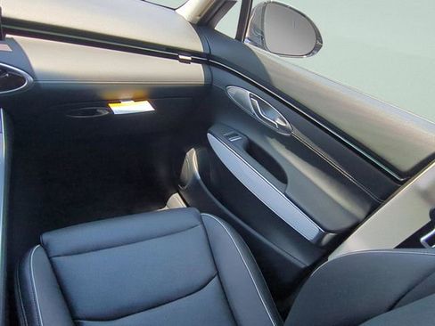 New 2026 Genesis GV70 2.5T Advanced AWD/4WD image 12