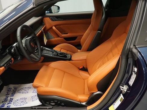 Certified 2026 Porsche 911 Targa 4 GTS AWD/4WD image 23
