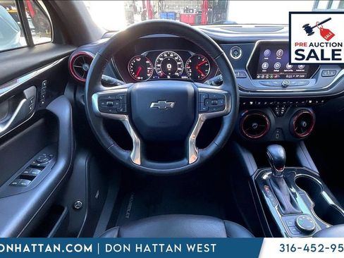 Used 2022 Chevrolet Blazer RS w/ Enhanced Convenience Package AWD/4WD image 3