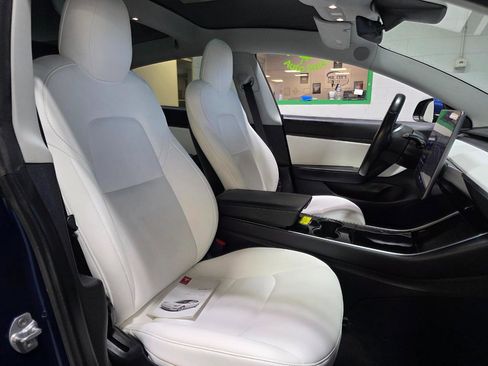 Used 2019 Tesla Model 3 Standard Range Plus image 24