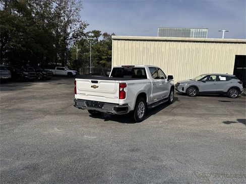 Used 2024 Chevrolet Silverado 1500 LTZ w/ LTZ Premium Package image 5