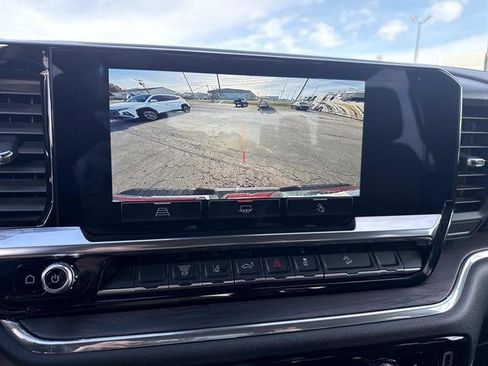 Used 2025 GMC Sierra 2500 SLT image 20