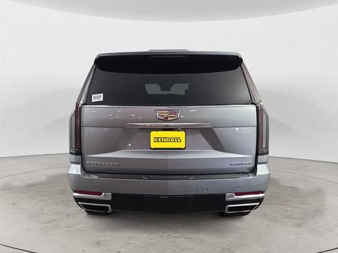 Certified 2025 Cadillac Escalade ESV Premium Luxury Platinum AWD/4WD image 4