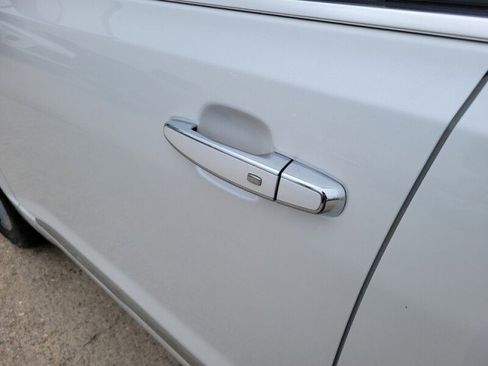 Used 2022 GMC Acadia Denali w/ Denali Ultimate Package image 10