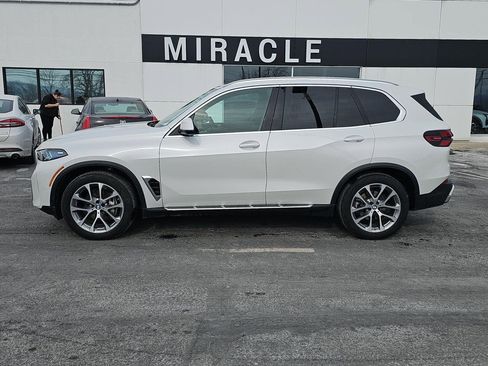 Used 2026 BMW X5 xDrive40i image 3