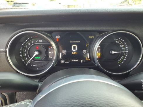 Used 2023 Jeep Wrangler Unlimited Sahara w/ Cold Weather Group AWD/4WD image 13