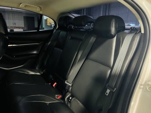 Used 2022 MAZDA MAZDA3 s image 24
