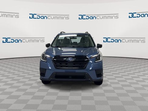 Used 2023 Subaru Forester image 3