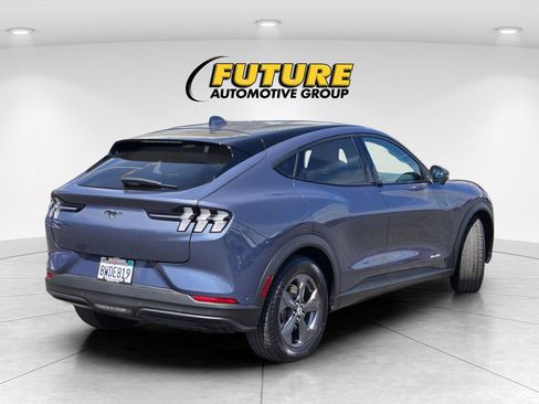 Used 2021 Ford Mustang Mach-E Select w/ Comfort/Technology Package RWD image 4