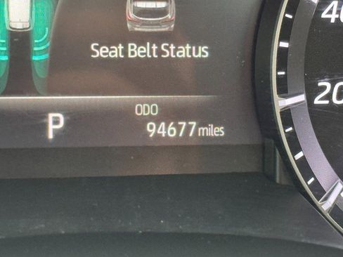 Used 2021 Toyota Highlander XLE image 20