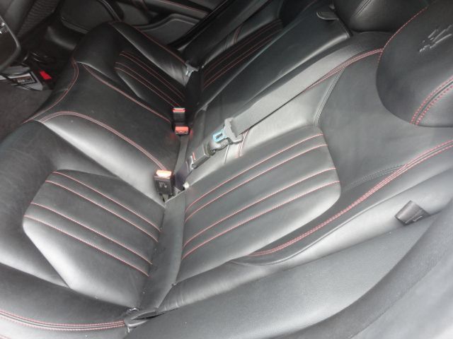 Used 2016 Maserati Ghibli S RWD image 12