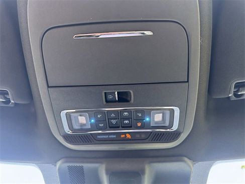 New 2024 Ford F150 Lightning Lariat image 17