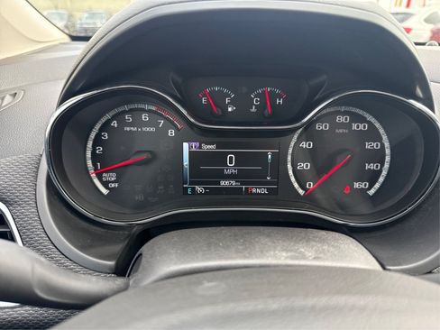 Used 2016 Chevrolet Cruze LT w/ Sun And Sound Package FWD image 23