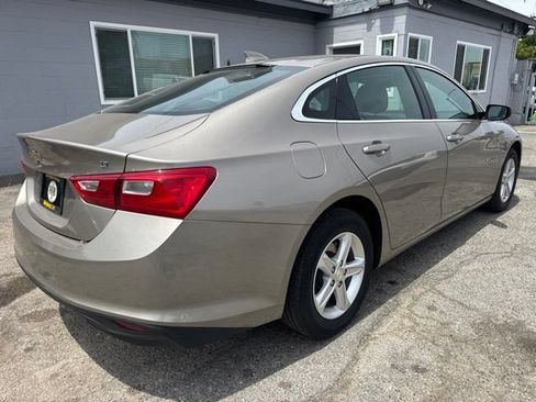 Used 2023 Chevrolet Malibu LT FWD image 5