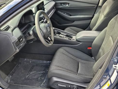 Used 2024 Honda Accord EX image 10