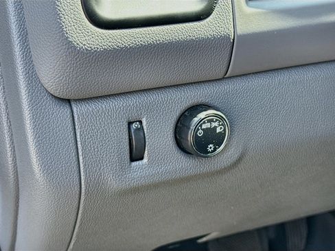 Used 2017 GMC Canyon 2WD Crew Cab w/ Convenience Package image 10