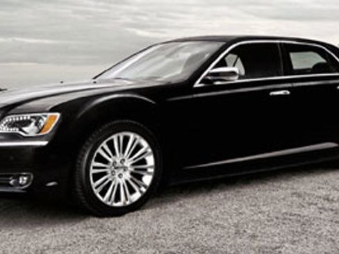Used 2012 Chrysler 300 Limited RWD image 1