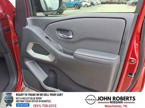 Used 2024 Nissan Frontier SV w/ SV Convenience Package image 18