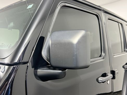 Used 2023 Jeep Wrangler Unlimited Sport image 12