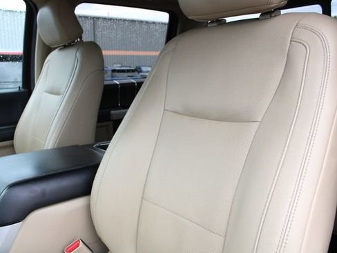 Used 2015 Ford F150 Lariat w/ Equipment Group 502A Luxury AWD/4WD image 6