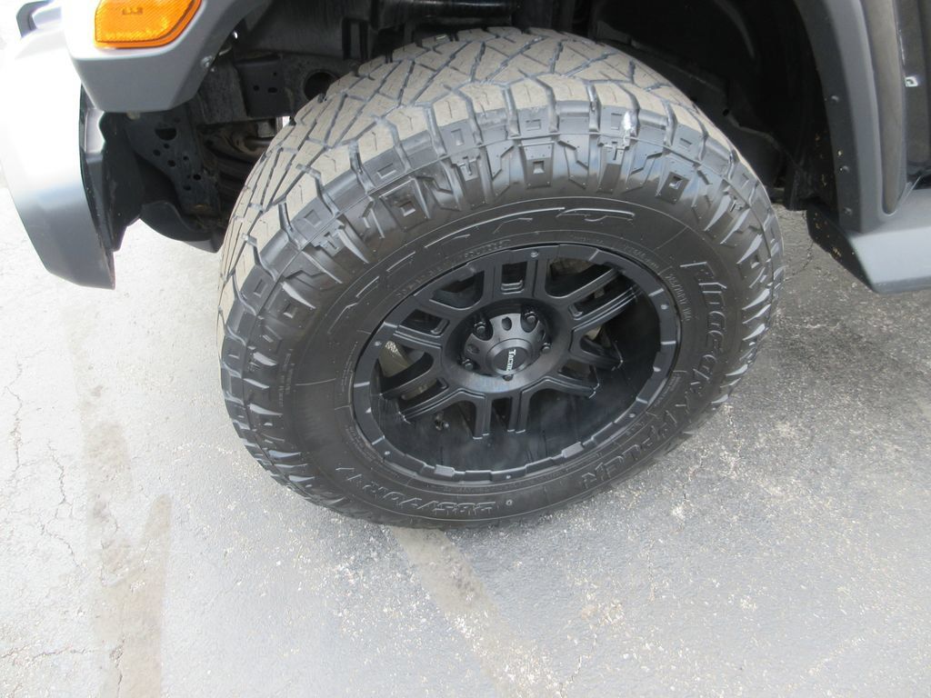 Used 2020 Jeep Gladiator Overland AWD/4WD image 14