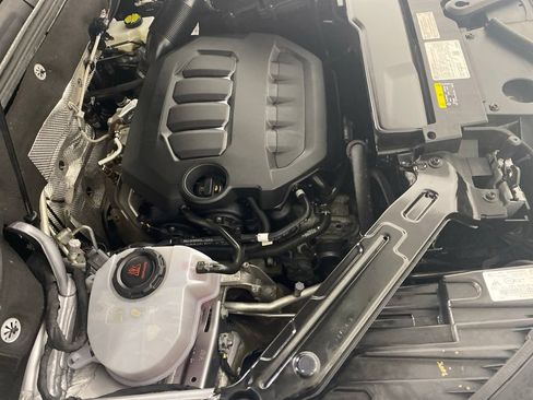 Used 2025 Volkswagen Atlas SEL Premium R-Line AWD/4WD image 35