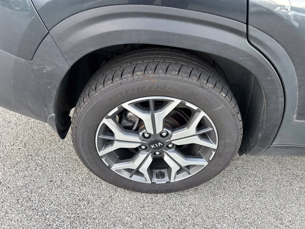Certified 2021 Kia Seltos EX AWD/4WD image 11
