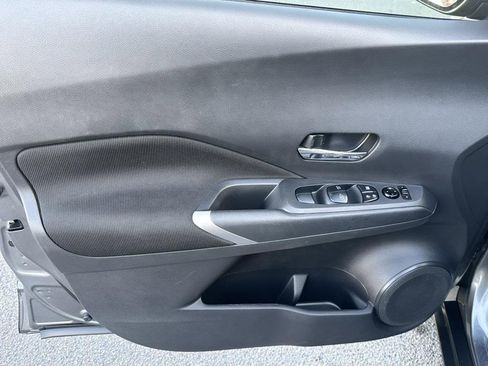 Used 2023 Nissan Kicks SV image 19