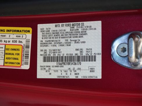 Used 2024 Ford Mustang GT Premium w/ GT Performance Package RWD image 39