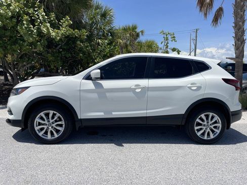 Used 2021 Nissan Rogue Sport S FWD image 3