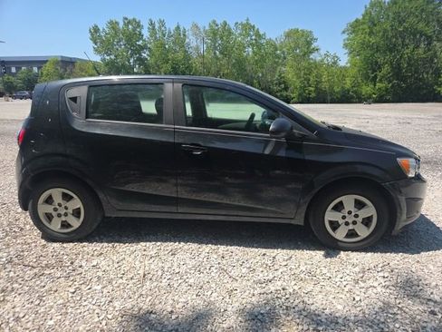 Used 2013 Chevrolet Sonic LS FWD image 4