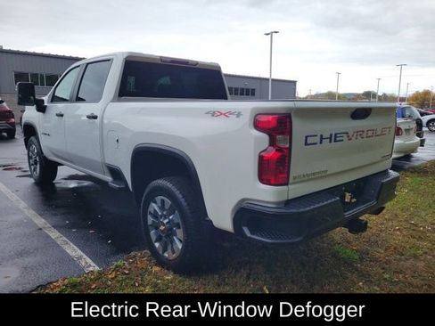 Used 2023 Chevrolet Silverado 2500 Custom w/ Custom Convenience Package image 10