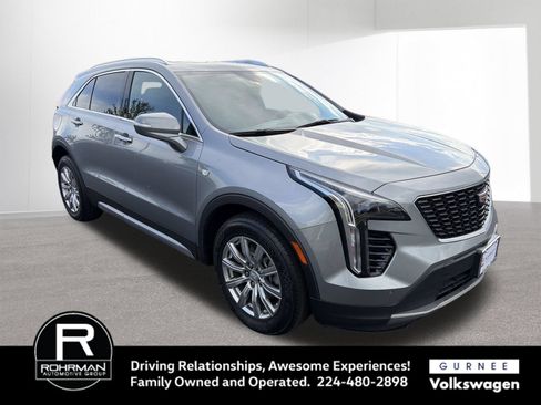 Used 2023 Cadillac XT4 Premium Luxury w/ Cold Weather Package AWD/4WD image 2