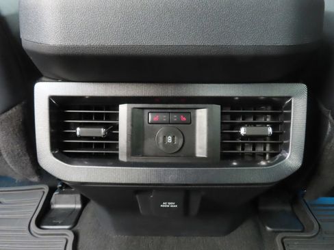 Used 2025 Ford F250 Platinum AWD/4WD image 14
