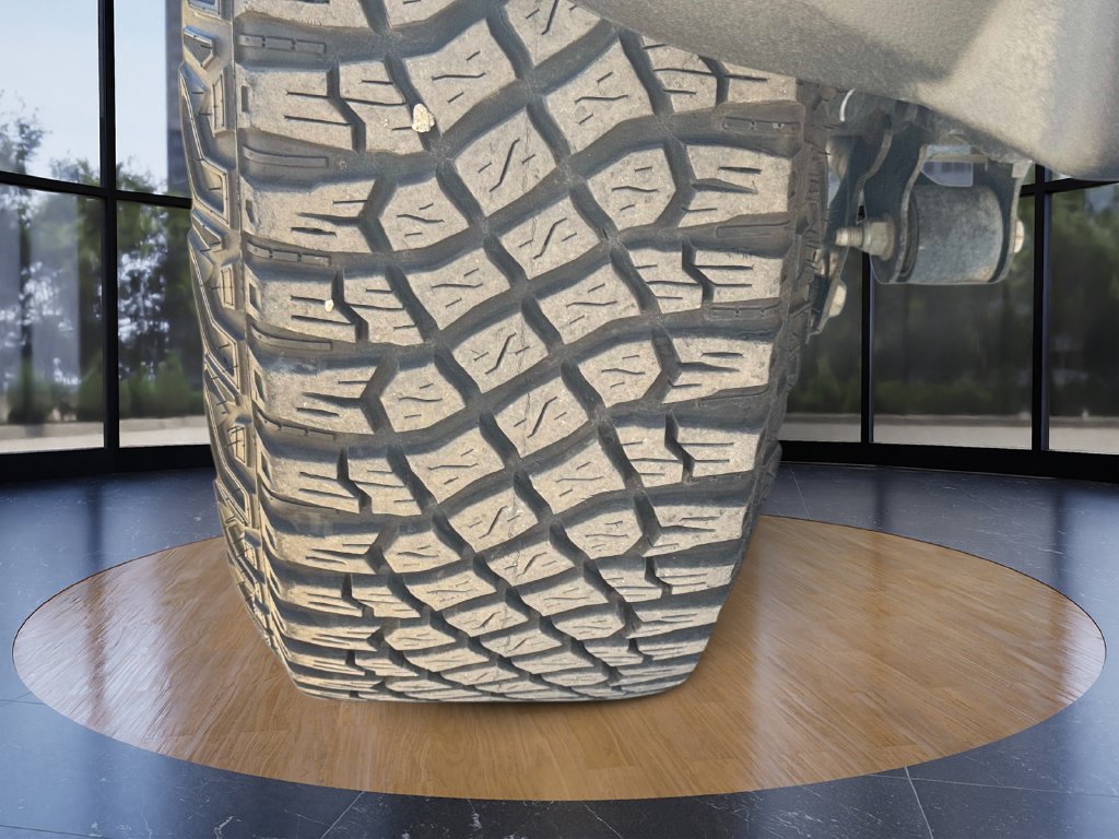 Used 2022 Ford Bronco 2-Door w/ Sasquatch Package AWD/4WD image 32