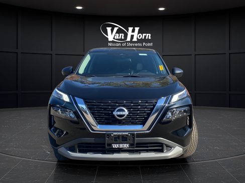 Used 2023 Nissan Rogue S FWD image 8