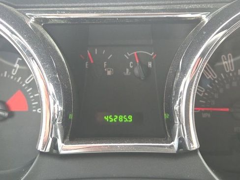 Used 2006 Ford Mustang GT image 38