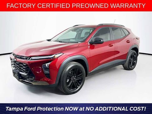Used 2024 Chevrolet Trax ACTIV w/ Driver Confidence Package FWD image 1