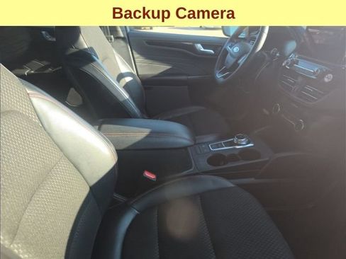Used 2025 Ford Escape ST-Line Select AWD/4WD image 13