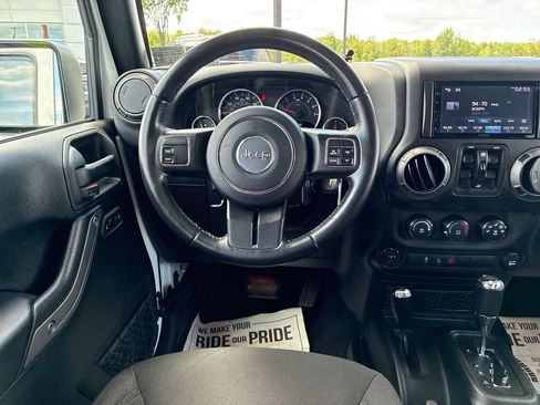 Used 2018 Jeep Wrangler Unlimited Sport S AWD/4WD image 18