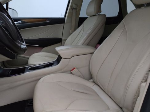 Used 2015 Lincoln MKC FWD w/ Equipment Group 102A Reserve image 17