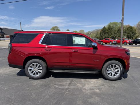New 2026 Chevrolet Tahoe Premier w/ Sun And Tow Package AWD/4WD image 7