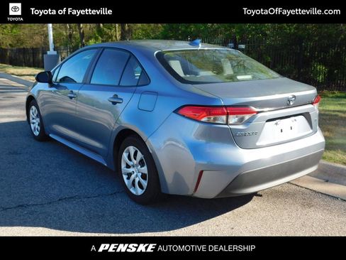 Used 2024 Toyota Corolla LE image 3